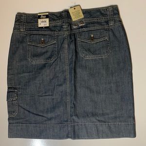 NWT .. Woman’s Heritage Denim Skirt by Bass .. Size 8